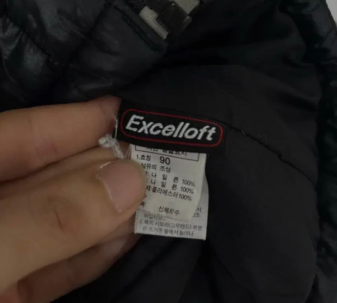 노스페이스 경량패딩 상품이미지4