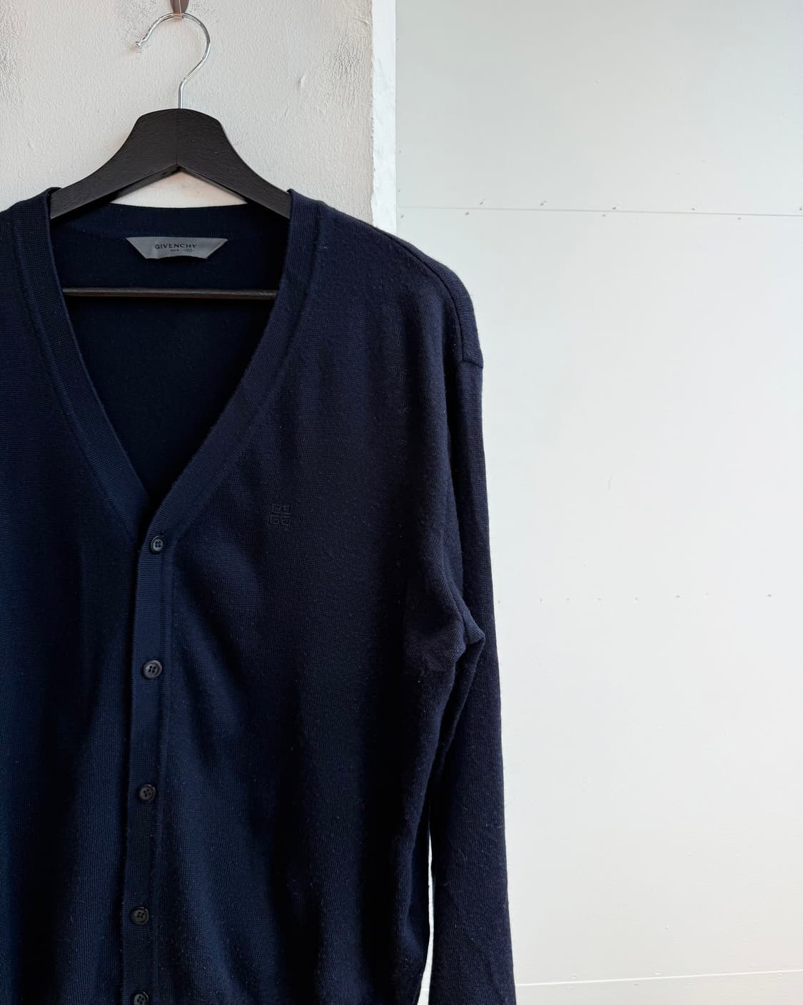 지방시 네이비 울 가디건  상품이미지5