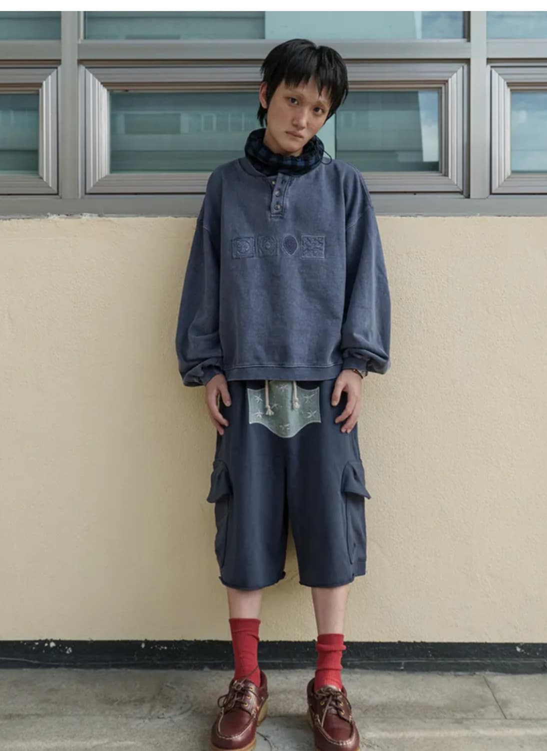 카락터 Symbolic button sweatshirt 00 상품이미지3