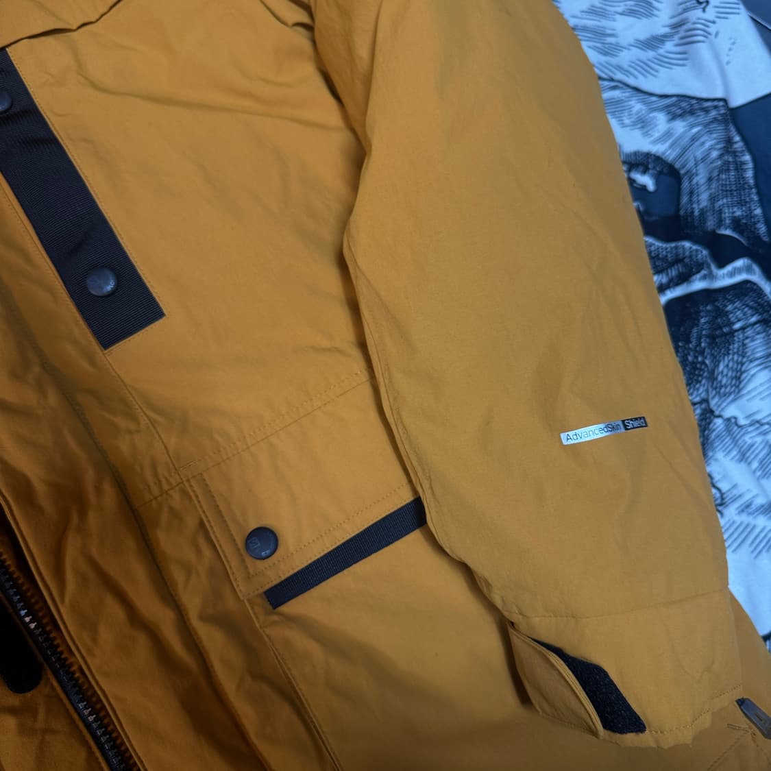 살로몬 다운패딩 100 L사이즈 상품이미지3