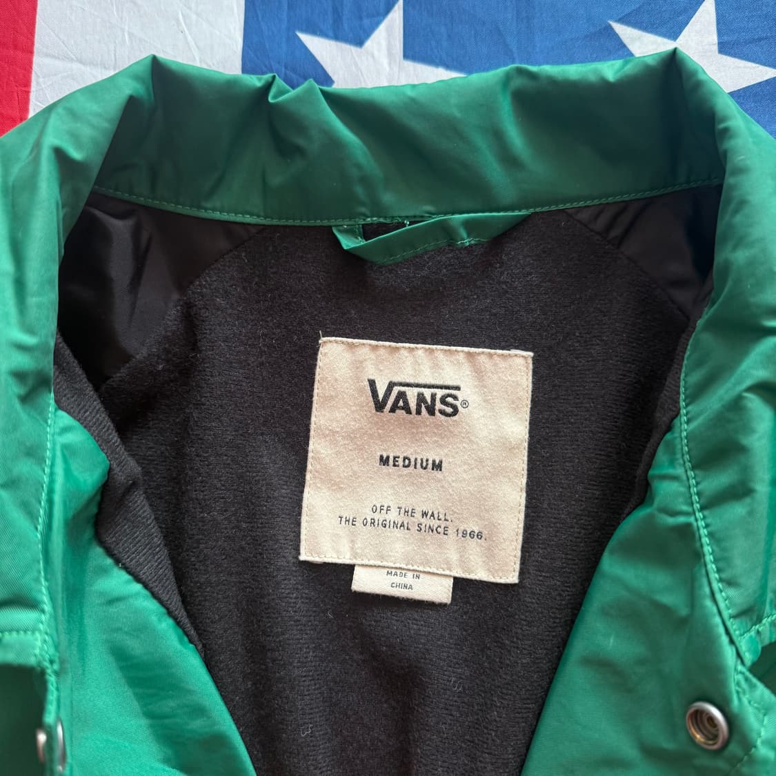 [M] V.T.G VANS 반스 나일론 코치 자켓 상품이미지5