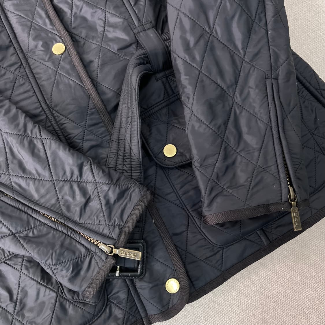 W 95 바버 인터네셔널 퀄팅 벨티드 자켓 상품이미지6