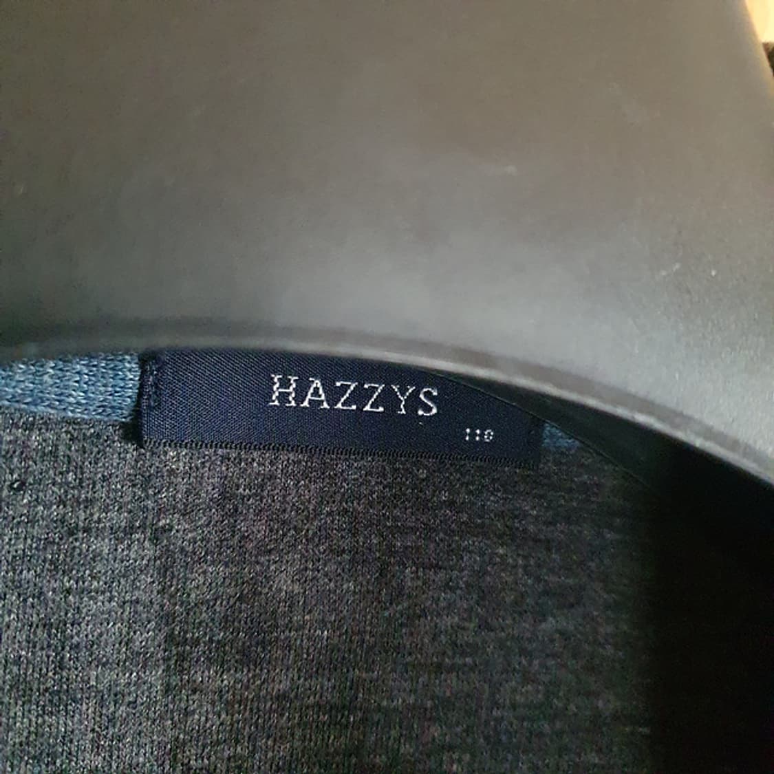 헤지스 반집업 니트 110 상품이미지3