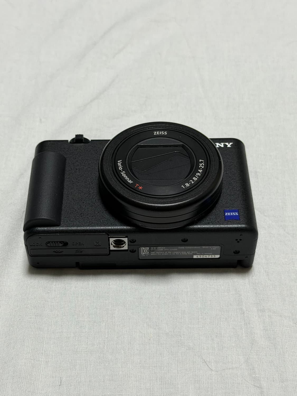 소니 ZV-1 카메라 + GP-VPT2BT 삼각대 포함 상품이미지2