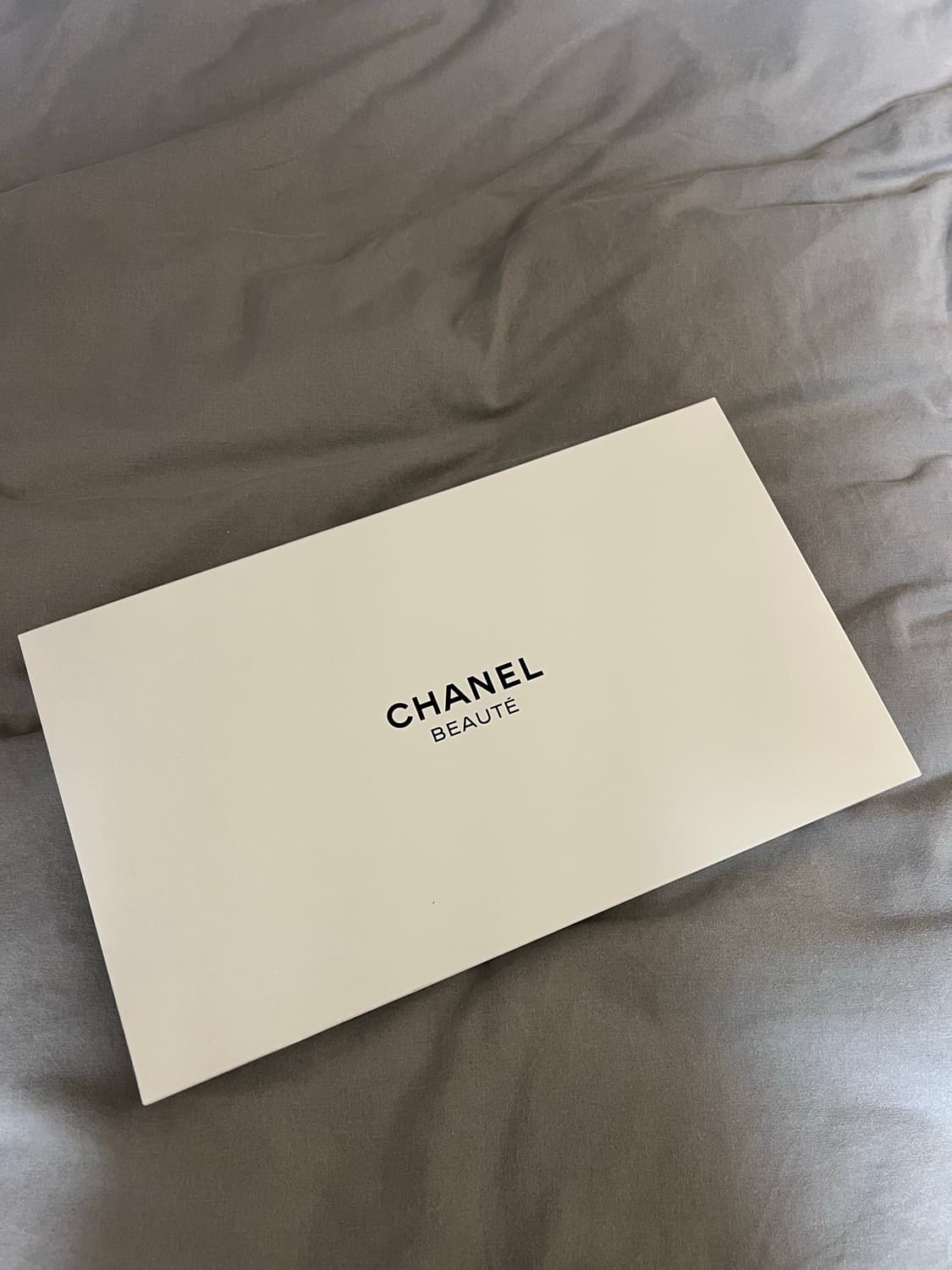 샤넬 뷰티 검정 파우치 새제품 팝니다 상품이미지1