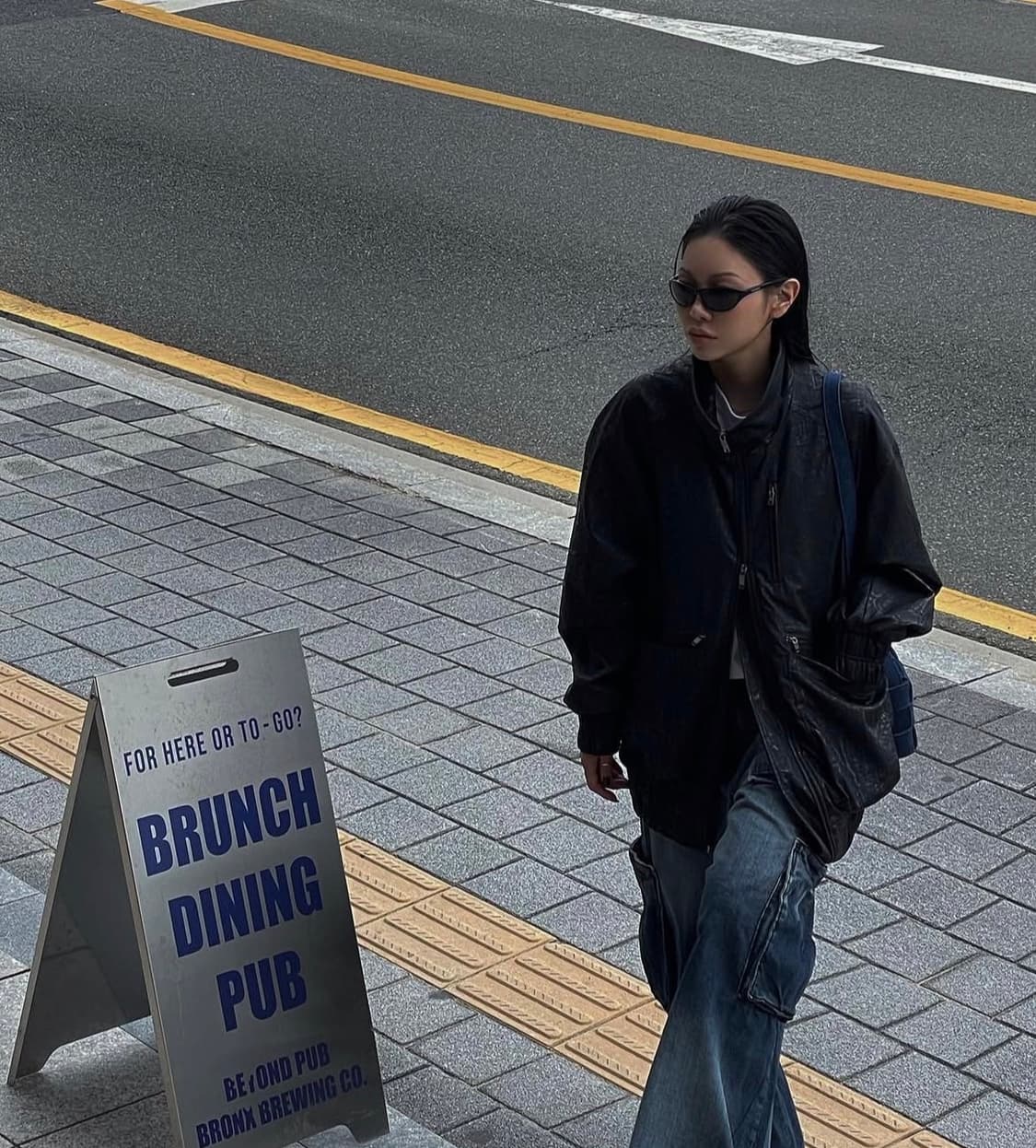 새상품) 트리밍버드 하이넥 크랙 레더 블루종 가죽 자켓 블랙 상품이미지5