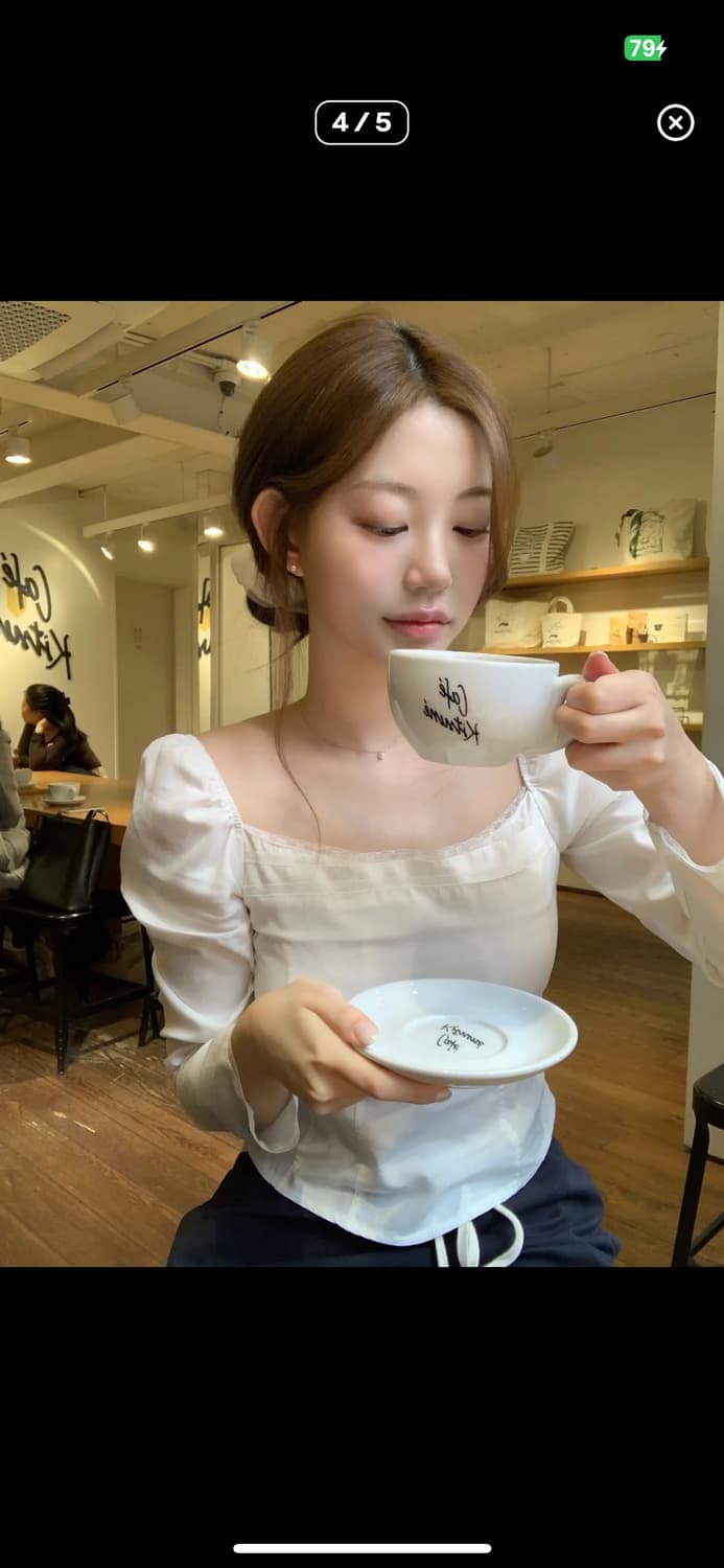 제니오 스퀘어 클린 블라우스 택 뗀 새상품 상품이미지4