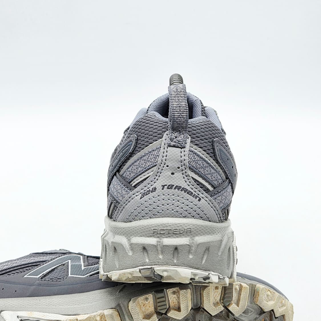 뉴발란스 410v5 그레이 (260 2E) 상품이미지2