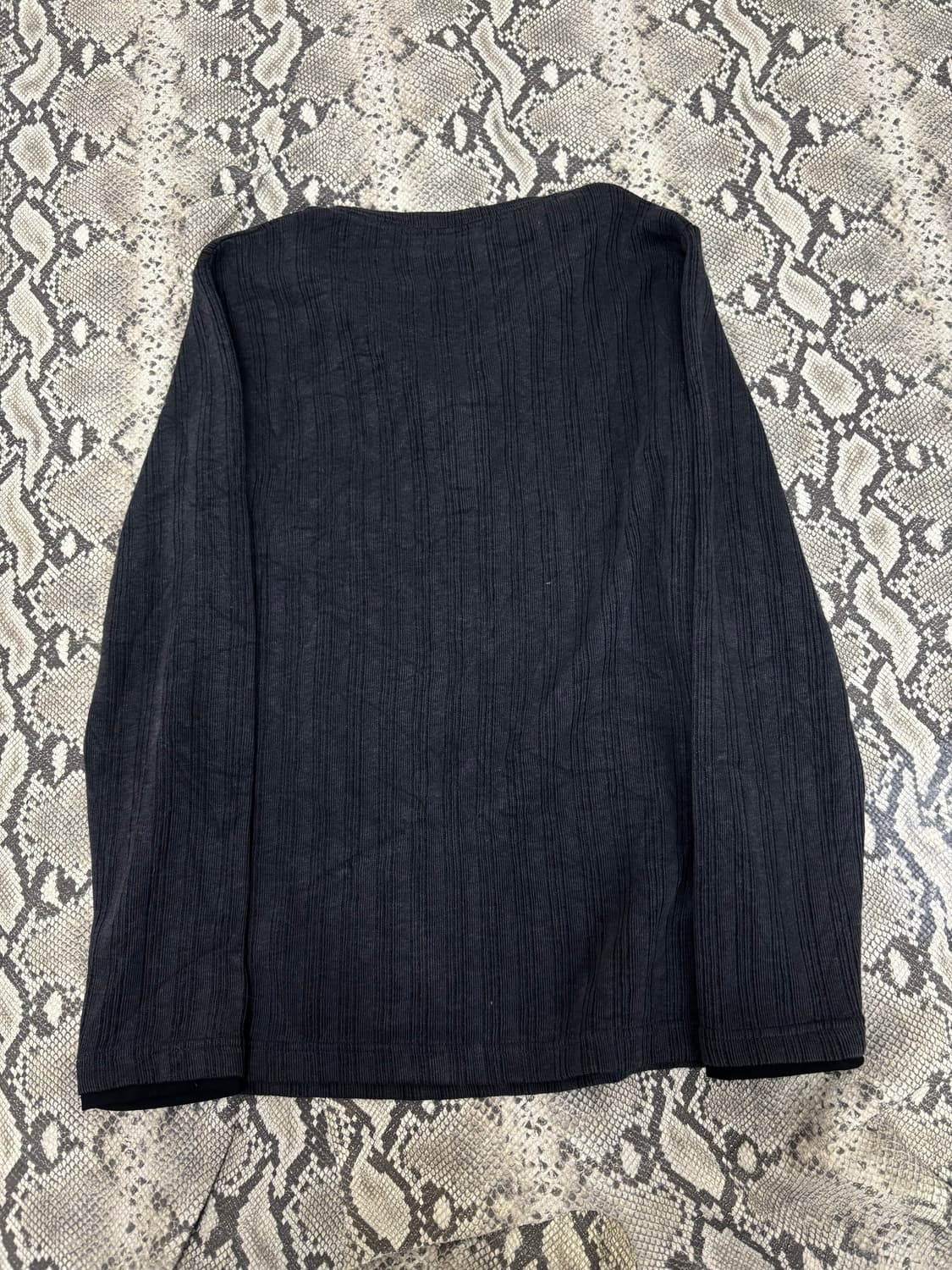 Minimal Design Grey Sleeve 상품이미지5