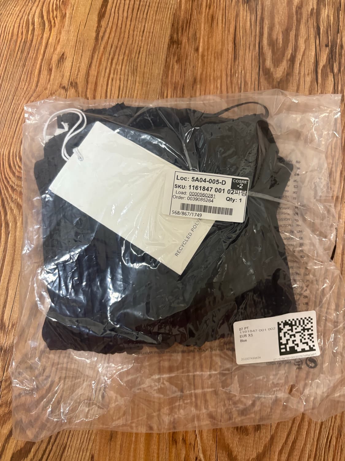 코스 플리세 슬리브리스 탑 다크네이비 XS 새상품 상품이미지6