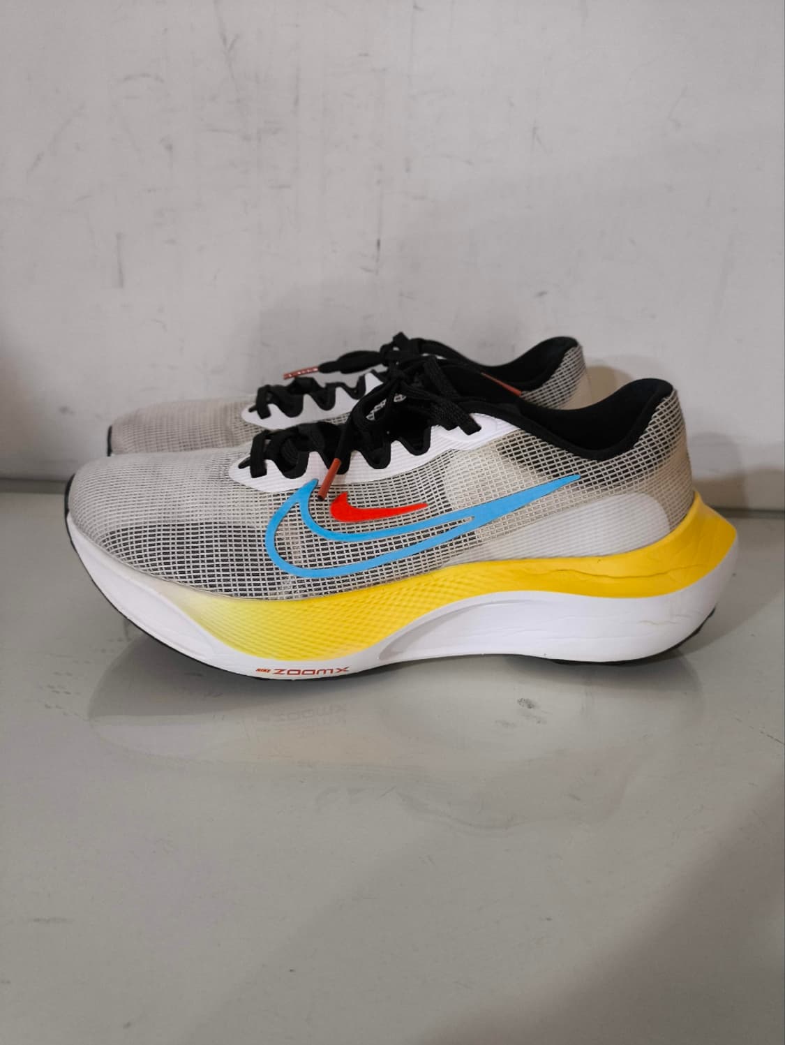 240mm 나이키 줌 플라이 5 런닝화 상품이미지1