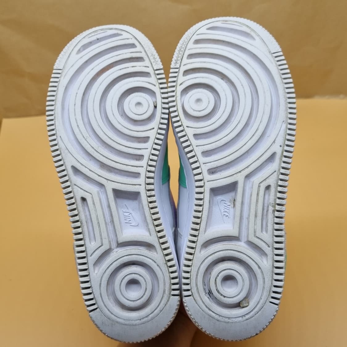 나이키 에어포스1 섀도우민트 여성운동화235. 상품이미지3