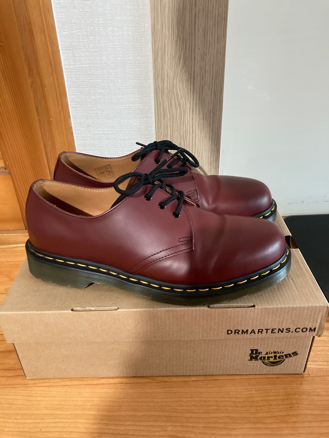 닥터마틴 1461 스무스 레더 옥스포드 슈즈 체리 레드 상품이미지2