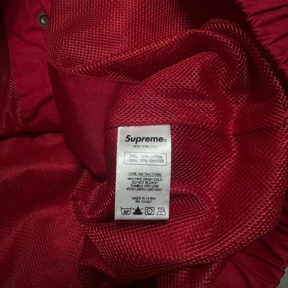 슈프림 19ss week10 레드컬러 코튼 히든 후디 하이랜드 자켓 상품이미지8