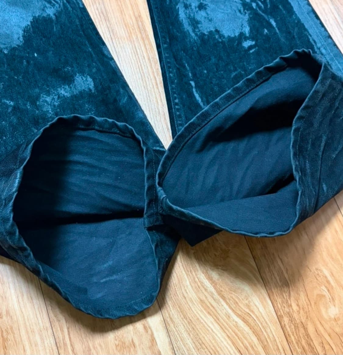 [2] 언더마이카 벨베틴 왁스 코티드 플레어 데님 팬츠 상품이미지4