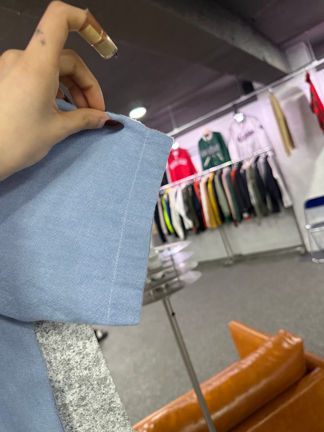 칼하트 버튼다운 샴브레이 반팔 워크셔츠 B4697 상품이미지4