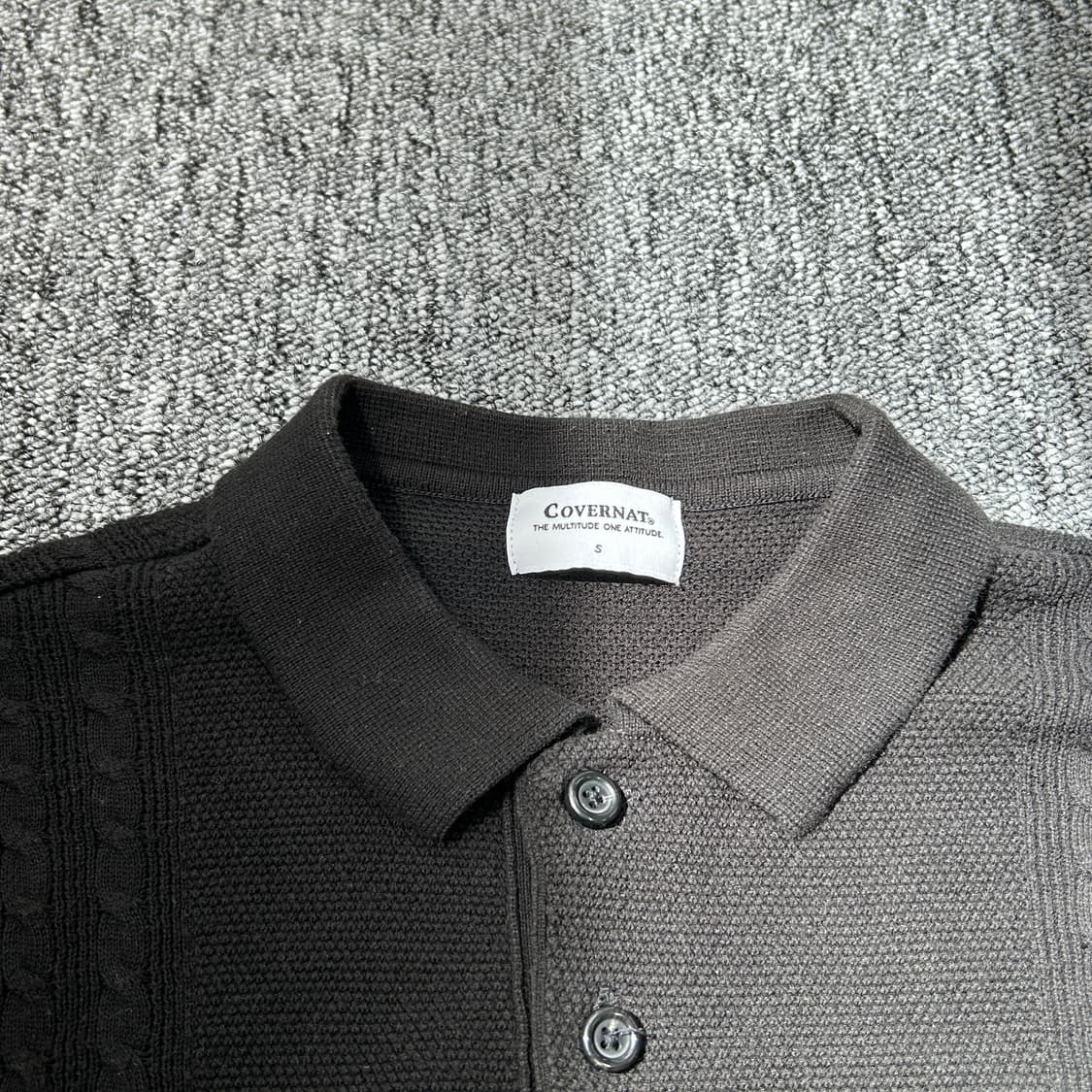 커버낫 블랙 케이블 니트 반팔 상품이미지5