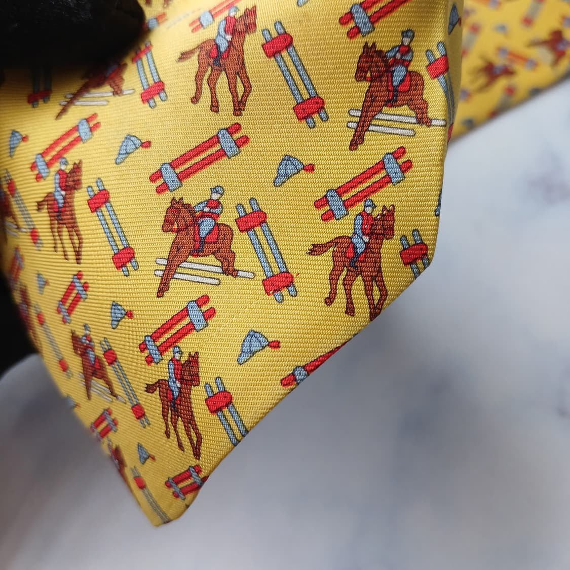 에트로 실크 옐로우 승마 모티브 넥타이 9.9cm A등급 E1267
 상품이미지10