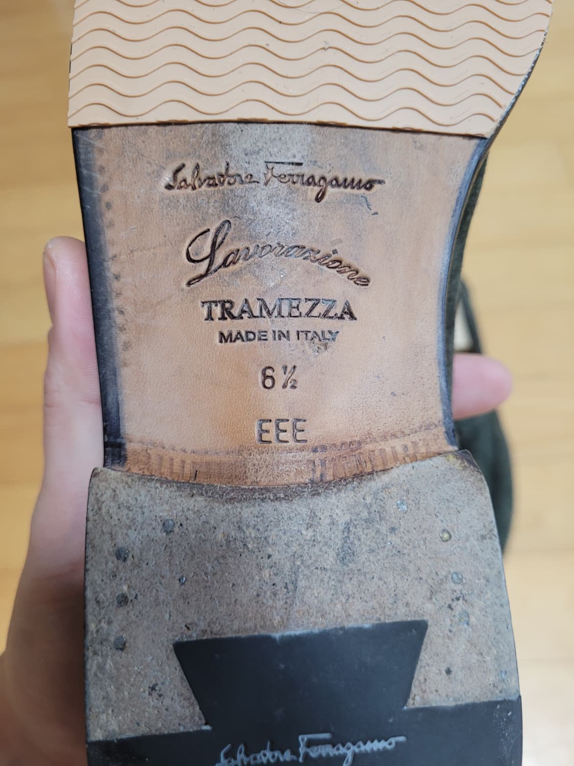 페라가모 트라메짜 테슬로퍼 상품이미지3