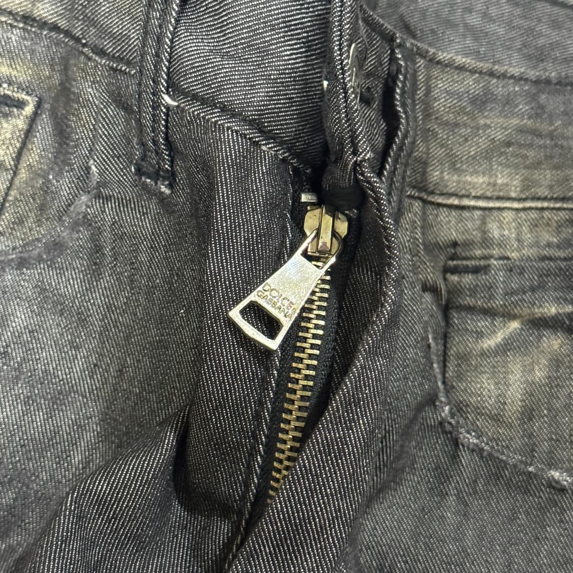 돌체앤가바나 메탈 로고 플레이트 흑청 데님 30 상품이미지5