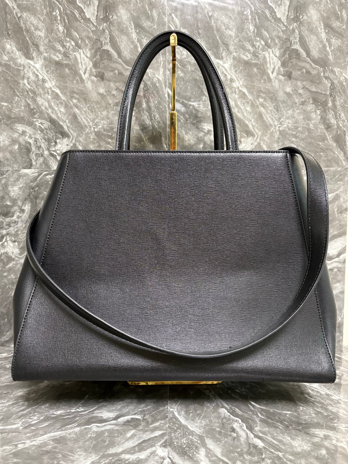 펜디 투쥬르 미듐 토트백/숄더백 상품이미지4