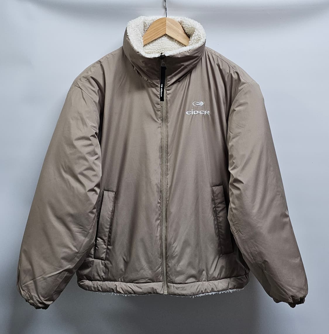 아이더 양면 뽀글이 구스패딩 S 90 상품이미지3