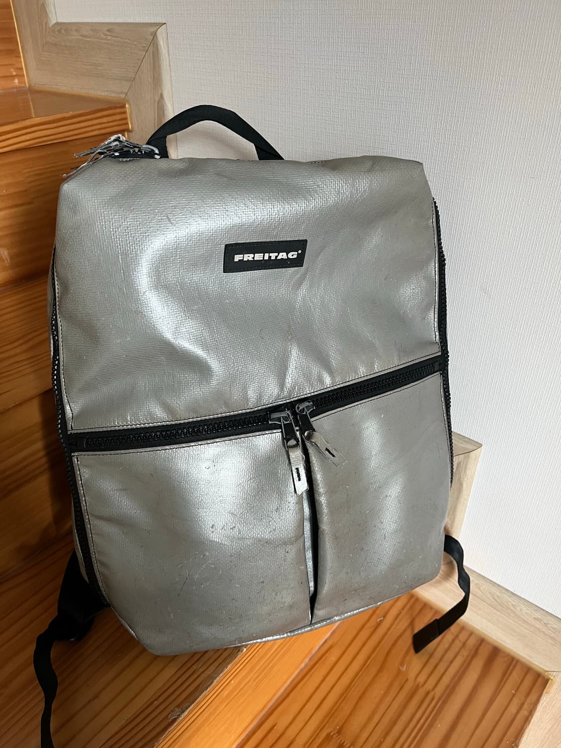 정품) 프라이탁 프린지 백팩 올실버 희귀템 상품이미지6
