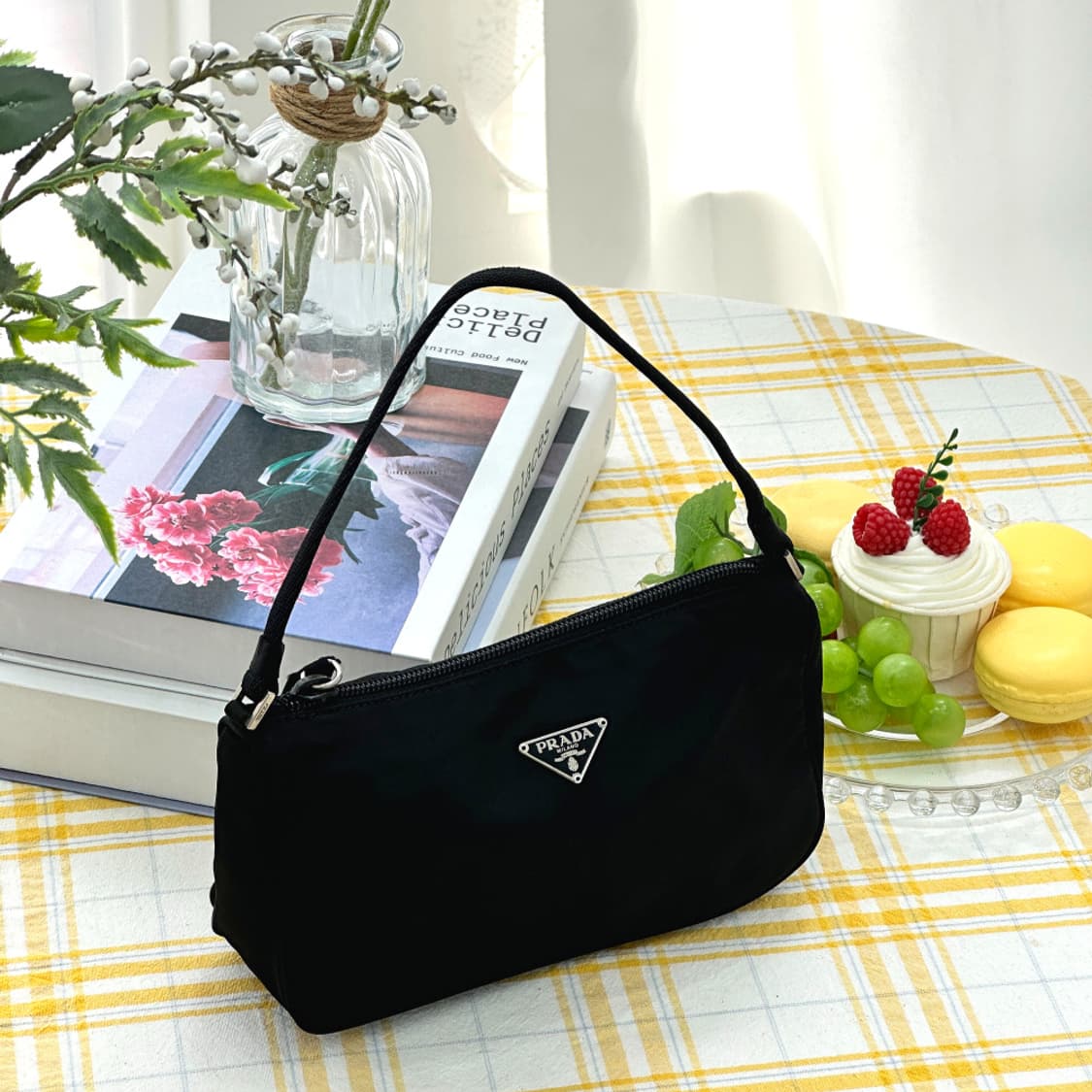 PRADA 나일론 포코노 미니백 2000 나일론 미니백 상품이미지1