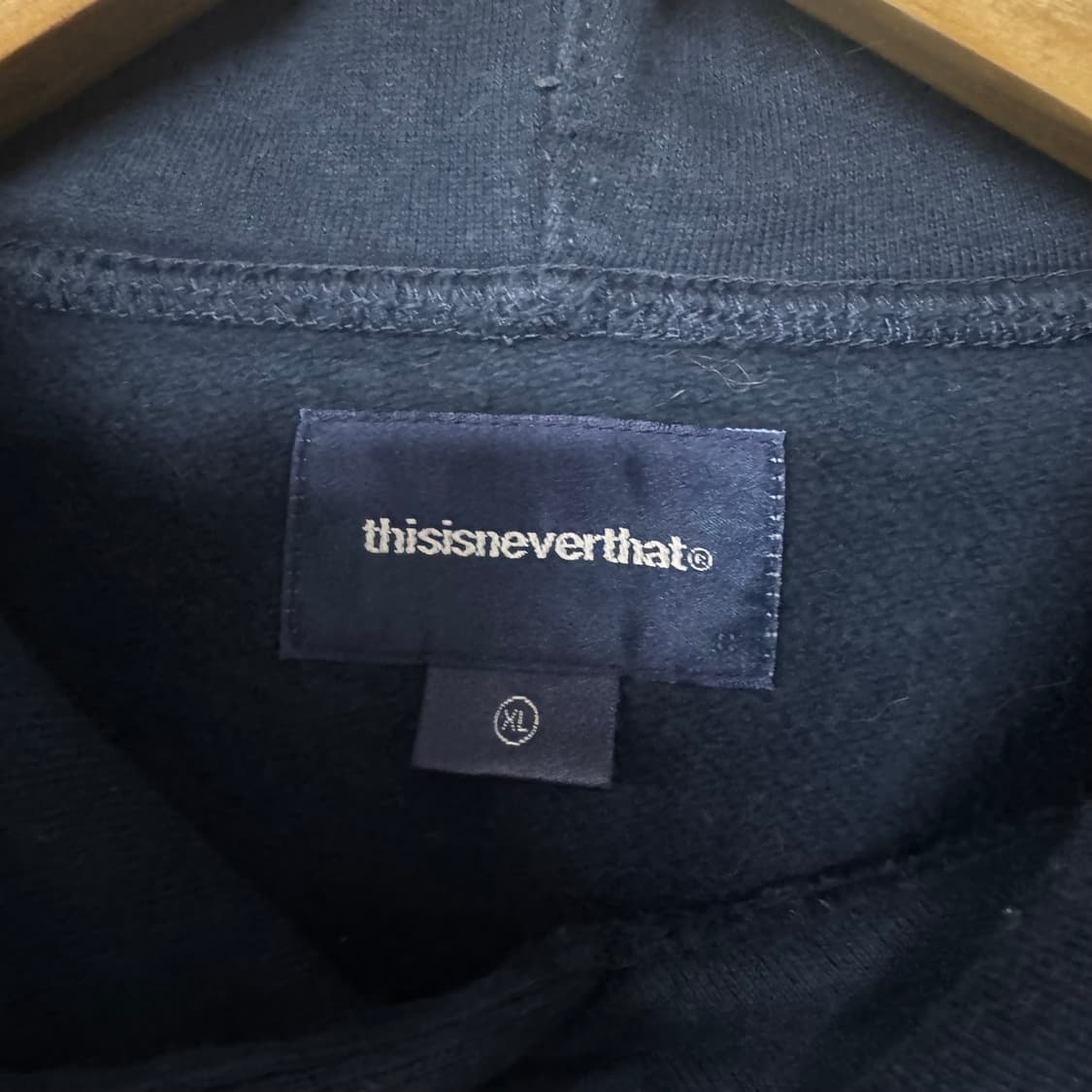 디스이즈네버댓 자수로고 후드티 상품이미지3