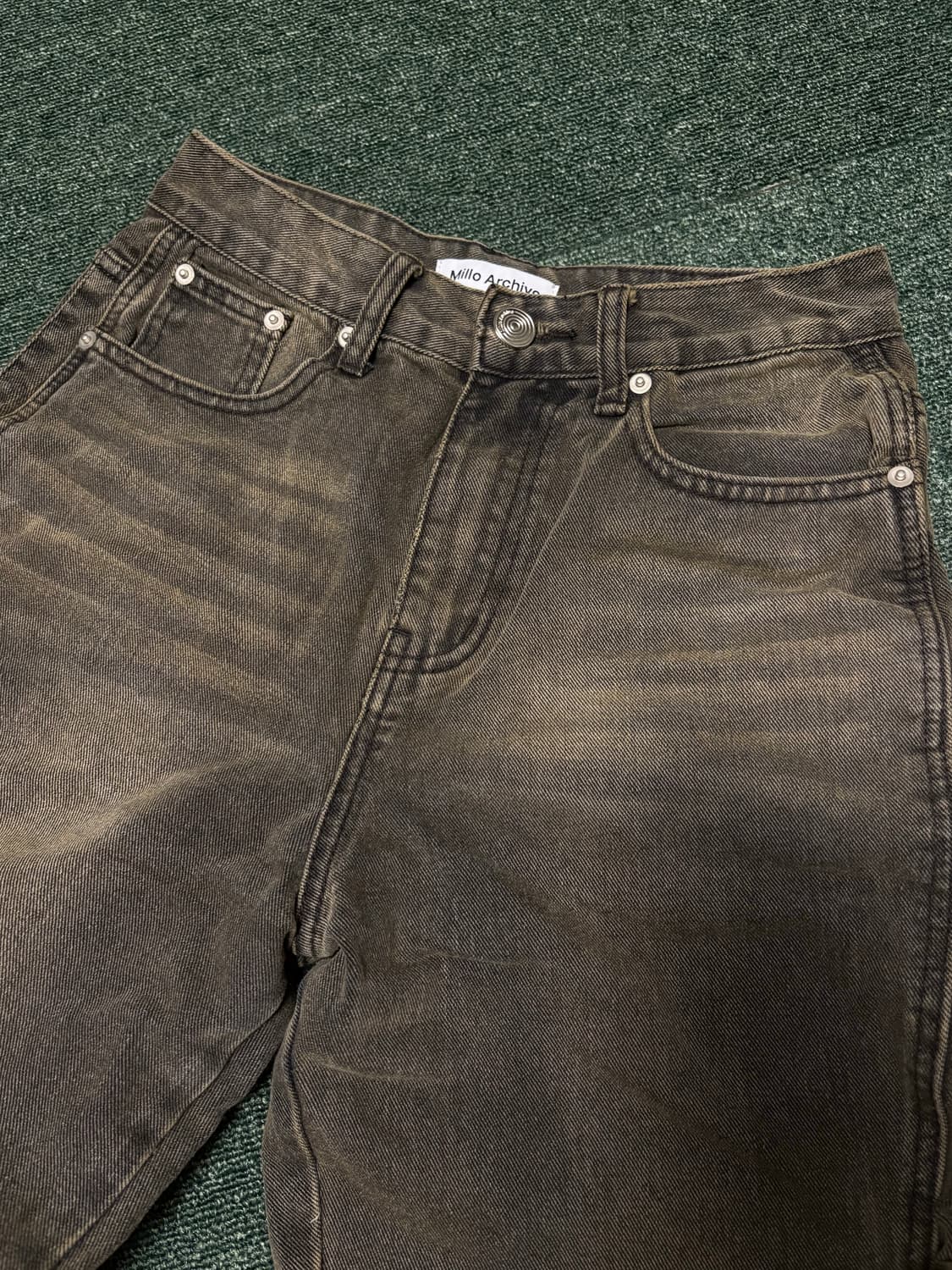 밀로 브라운 커브드 플레어 데님 상품이미지1