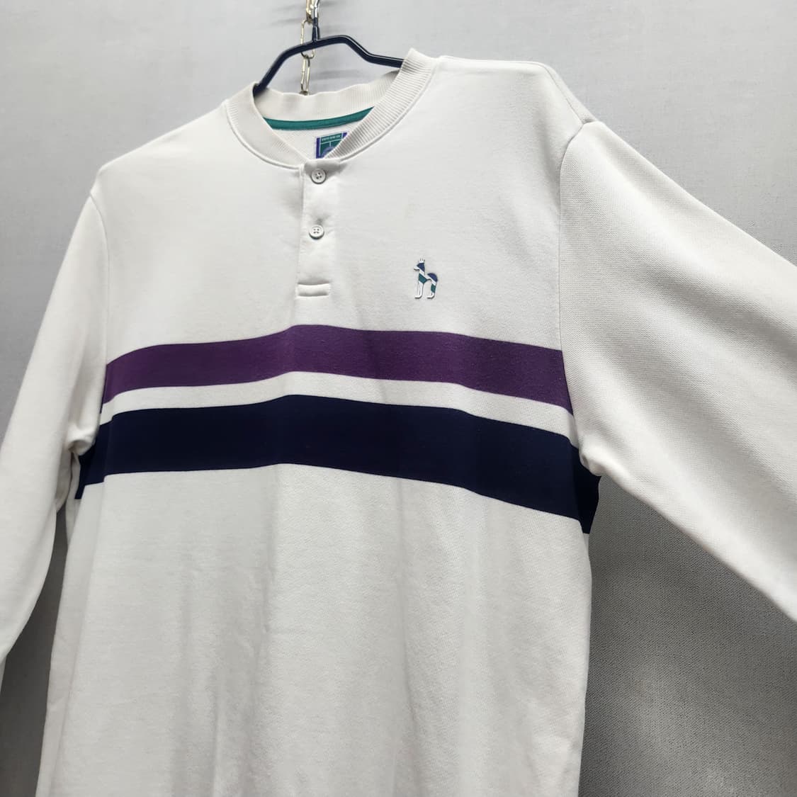 헤지스 로고 라인배색 헨리넥 맨투맨 100(L) 상품이미지3