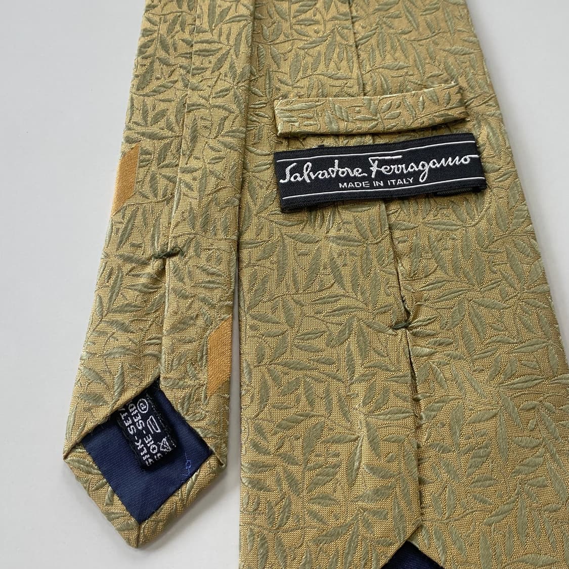 페레가모(Ferragamo) 명품 정품 넥타이 상품이미지5