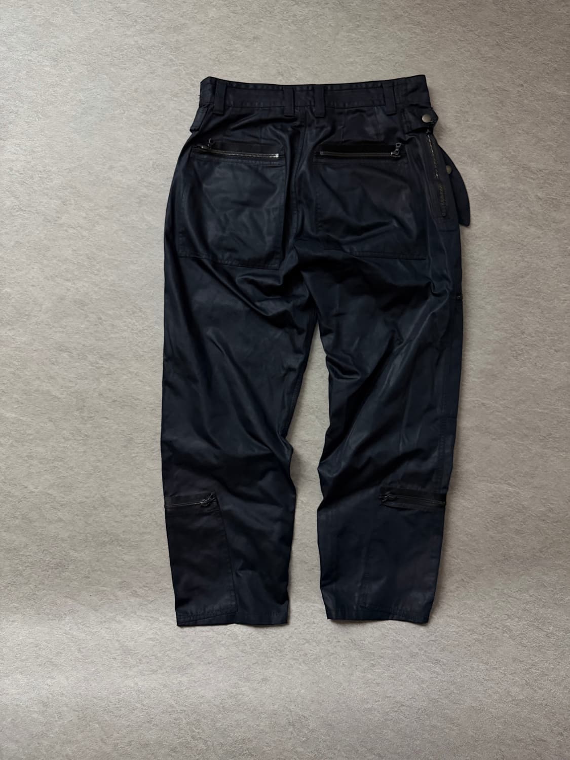 이세이미야케 테크니컬 멀티지퍼 카고팬츠 상품이미지2