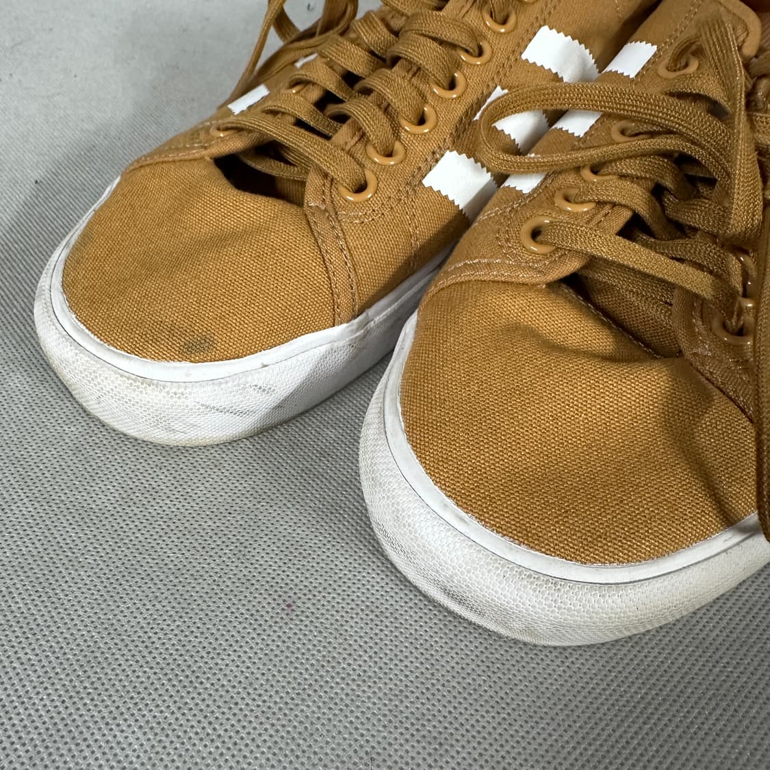 아디다스 아바카 스니커즈 상품이미지4