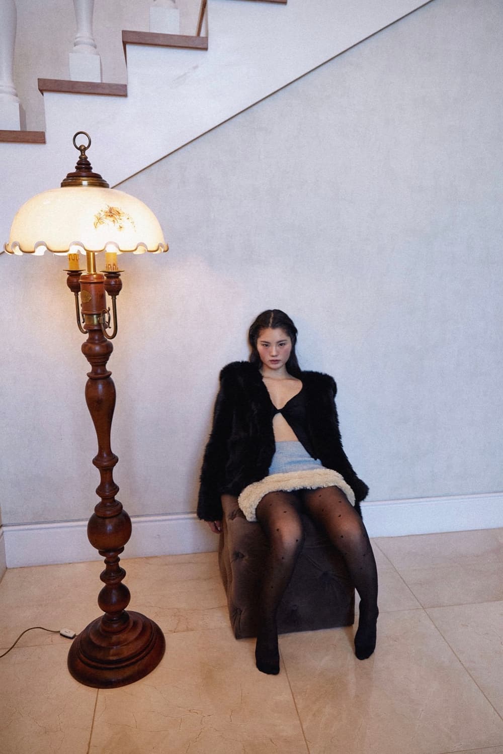 나비버스 Big Hoodie Fur Jacket 상품이미지4