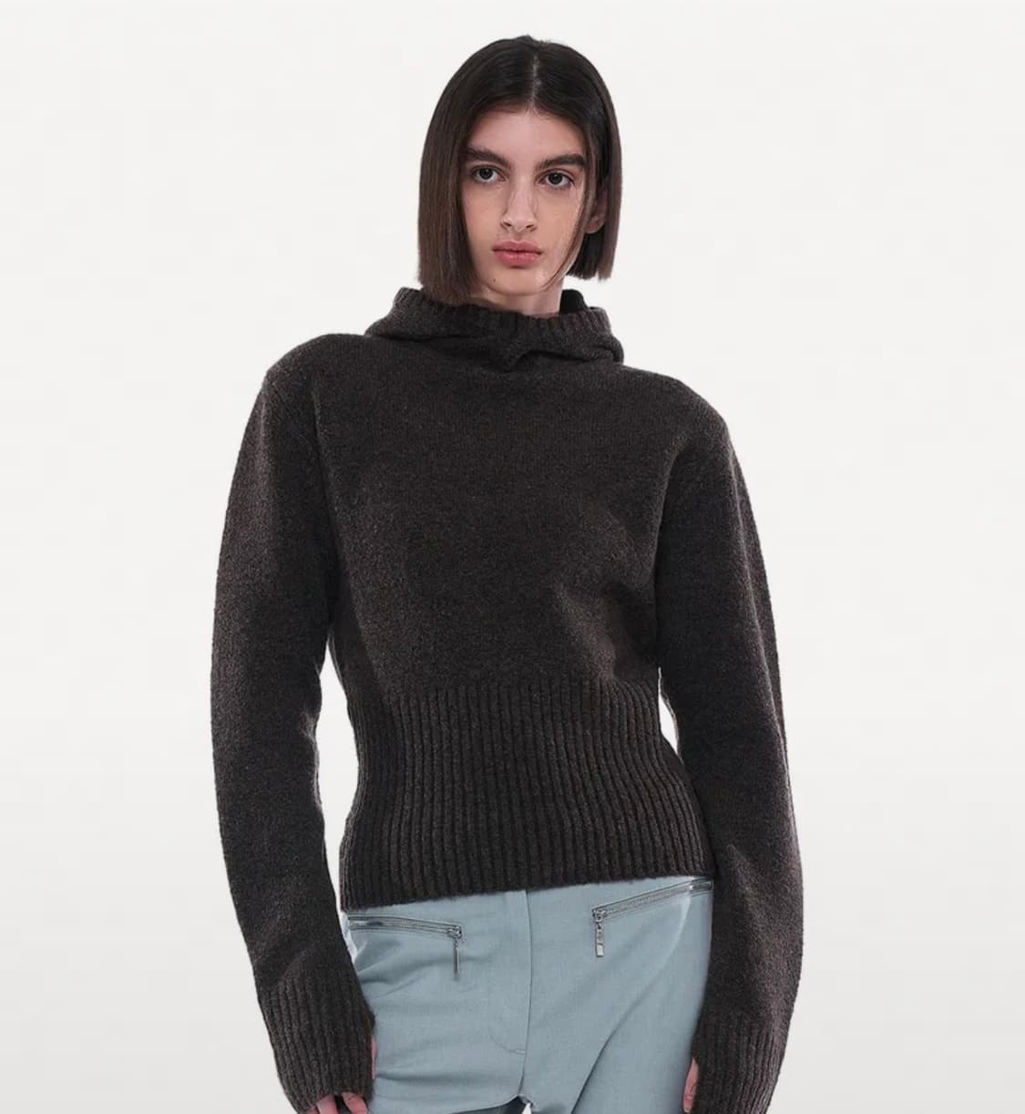 파르티멘토우먼 컷 아웃 워머 니트 후디 탑 브라운 상품이미지1