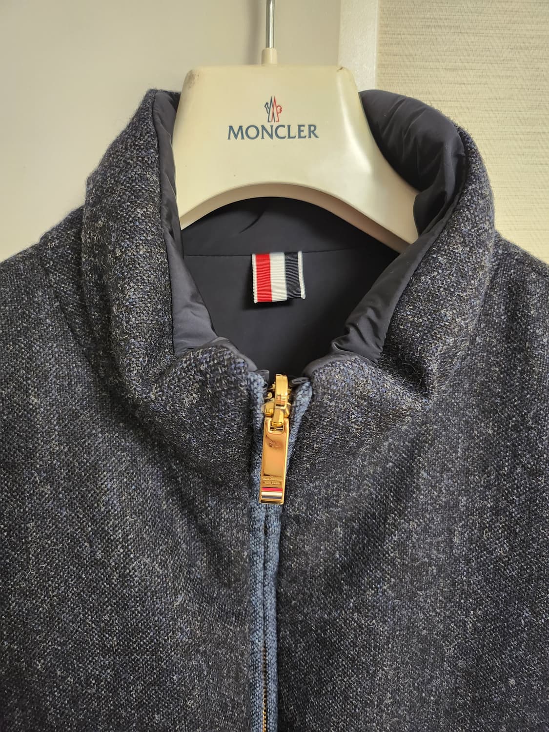 톰브라운 도네갈 리버시블 트위드 사선 양면패딩 3사이즈 상품이미지3