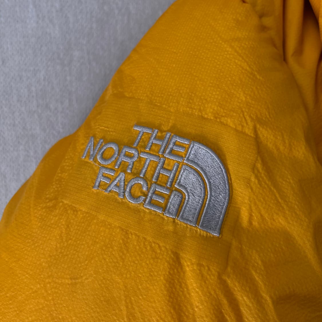 100 노스페이스 써밋시리즈 윈드스토퍼 800 히말라야 패딩 상품이미지4