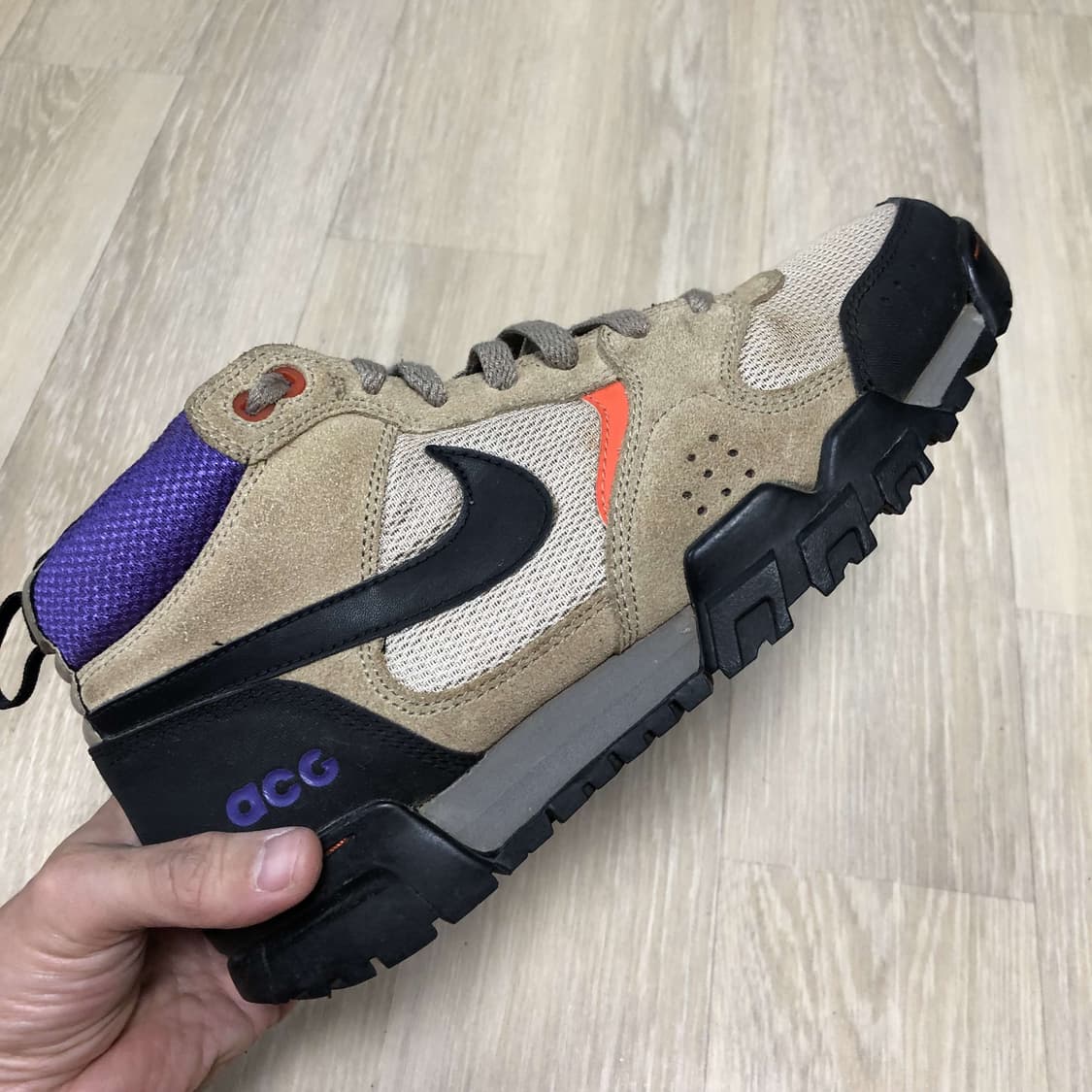 (260) 00's 나이키 NIKE ACG 파이로 클라스트 미드 베이지 상품이미지8
