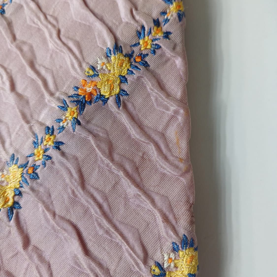 입생로랑 실크 핑크 플로럴 자카드 넥타이 10.1cm A등급 A19802 상품이미지2