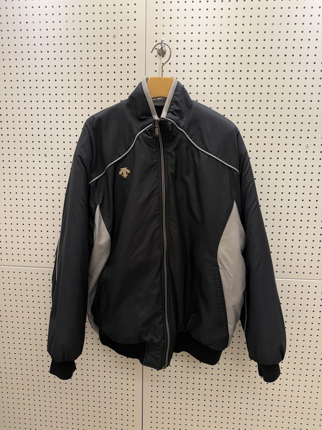 데상트 패딩 바람막이 자켓 U1120 상품이미지2