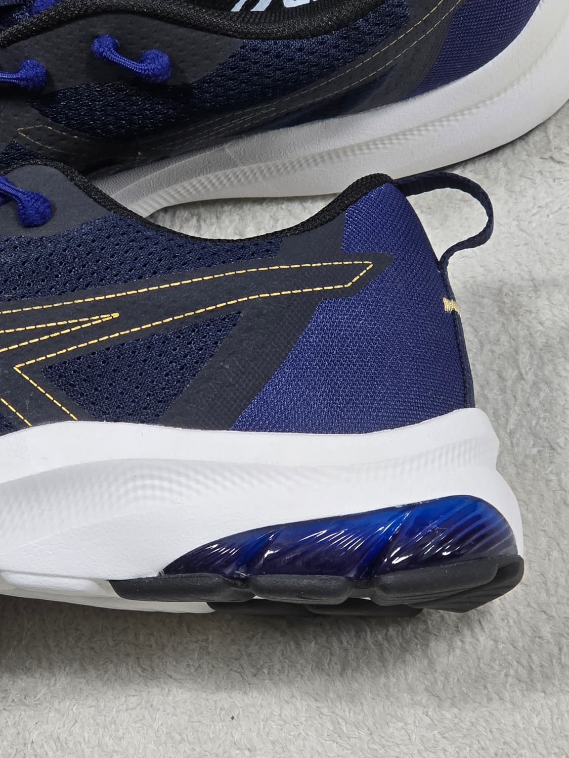 Asics 아식스 젤쿠모 라이트 트레일 운동화 255 상품이미지3