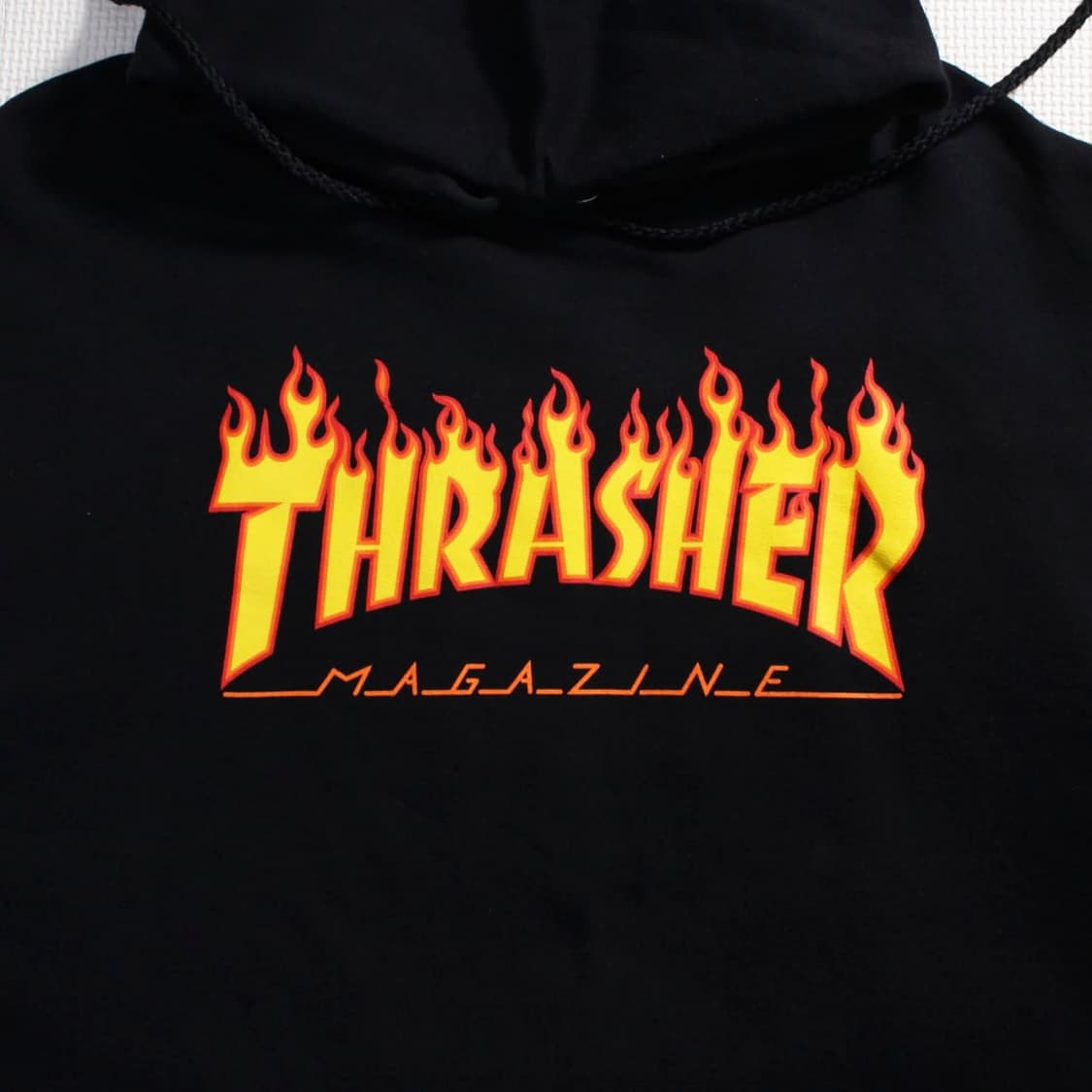 Trasher 트래셔 기모 블랙 후드티  상품이미지3