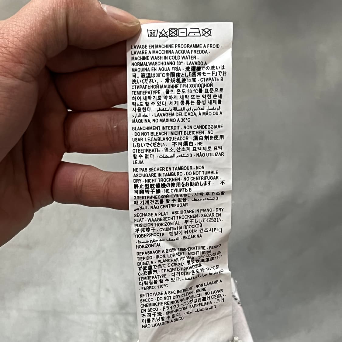  생로랑 디스트로이드 반팔티 +명품감정서 y16045 상품이미지9