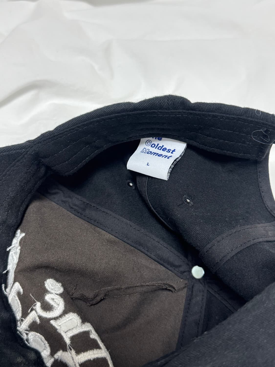 더콜디스트모먼트 볼캡 상품이미지3