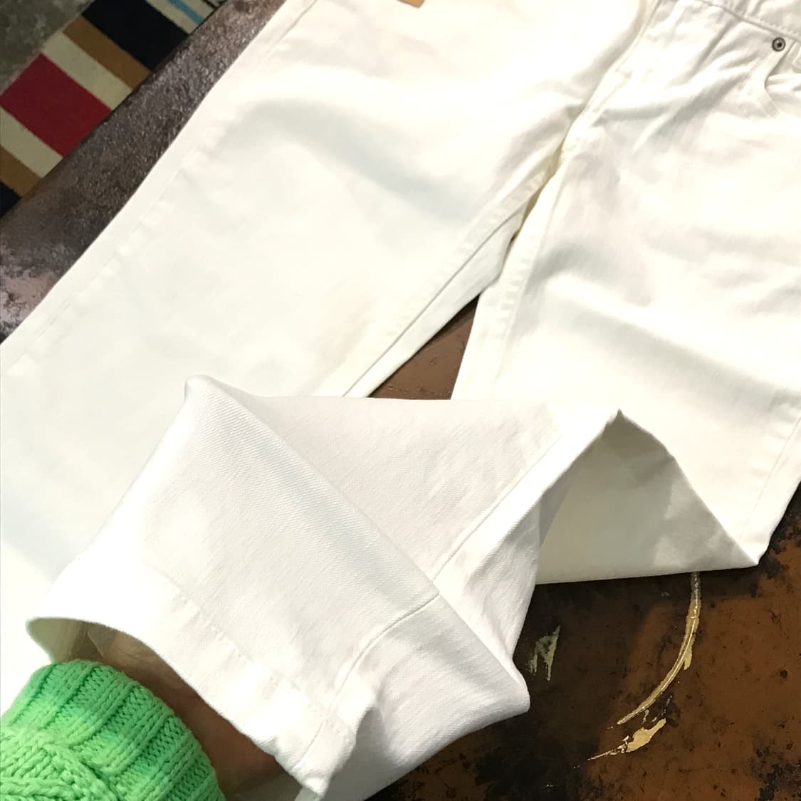 데드스탁 리바이스 화이트 슬림핏 데님 팬츠 허리 27 28 사이즈 상품이미지5