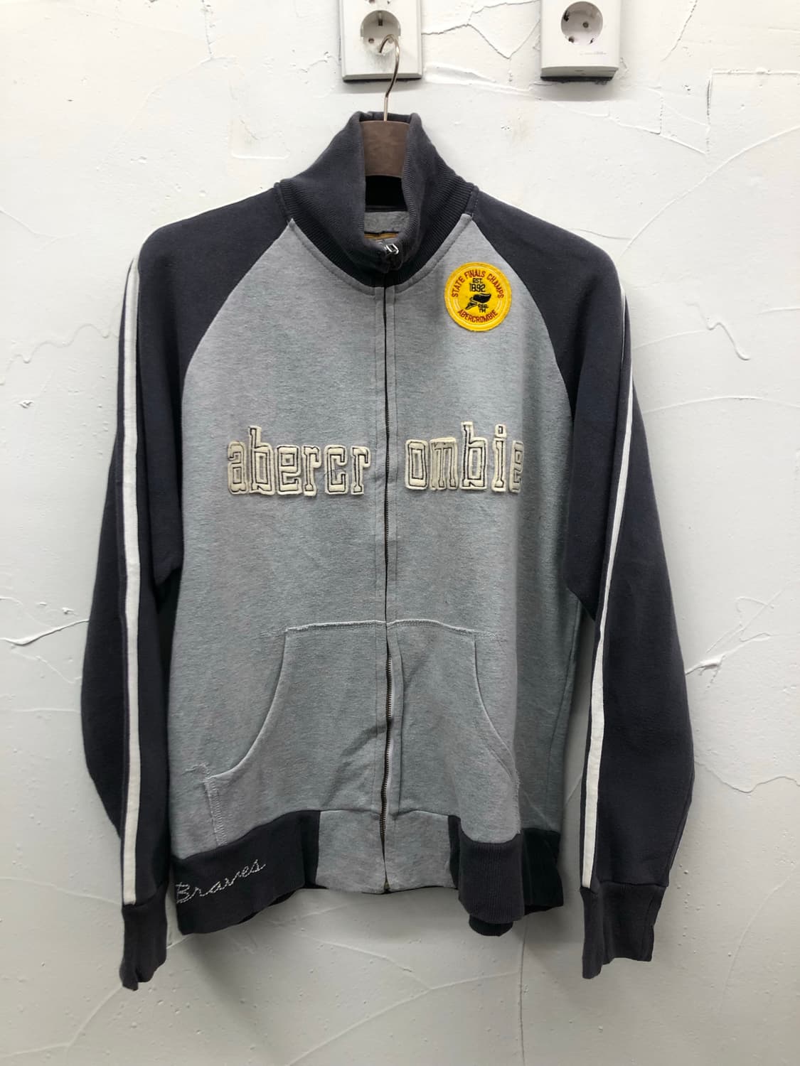 아베크롬비 집업 상품이미지1