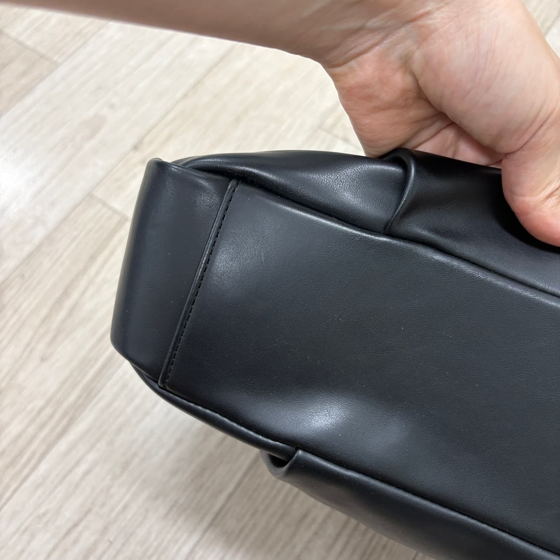 무르 보네백 블랙 숄더백 상품이미지6