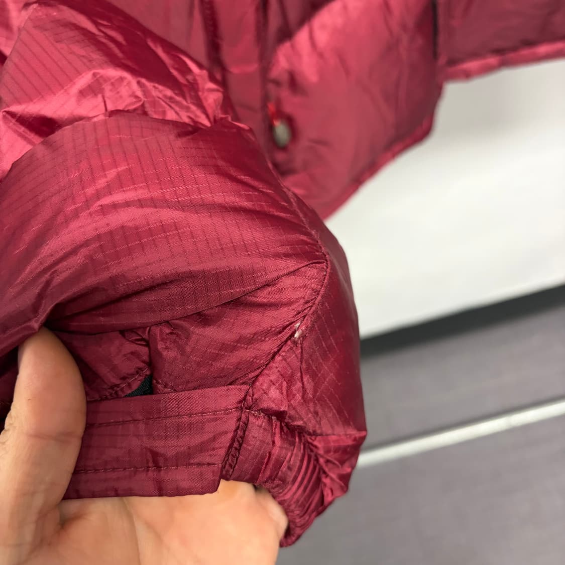 노스페이스 윈드스토퍼 패딩 버건디 상품이미지10