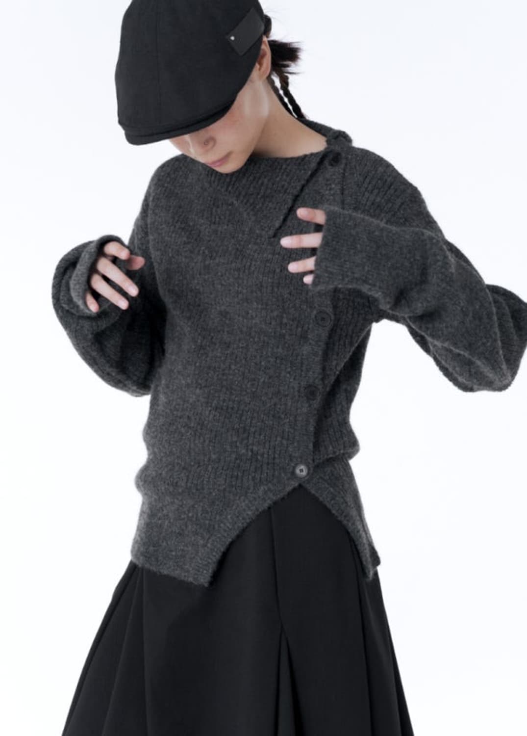 미세키서울 side button knit (차콜) 상품이미지2